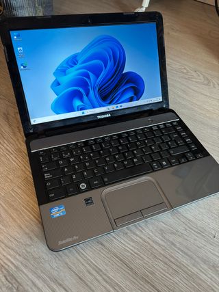 ordenador portátil toshiba satellite pro w11 wifi