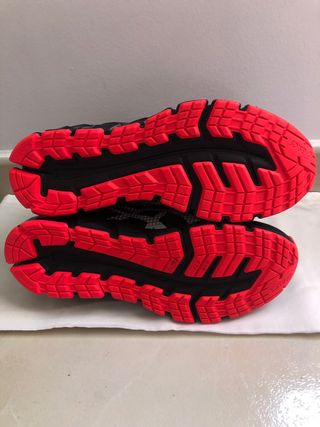 Zapatillas Asisc Gel Quantum 180 negro rojo
