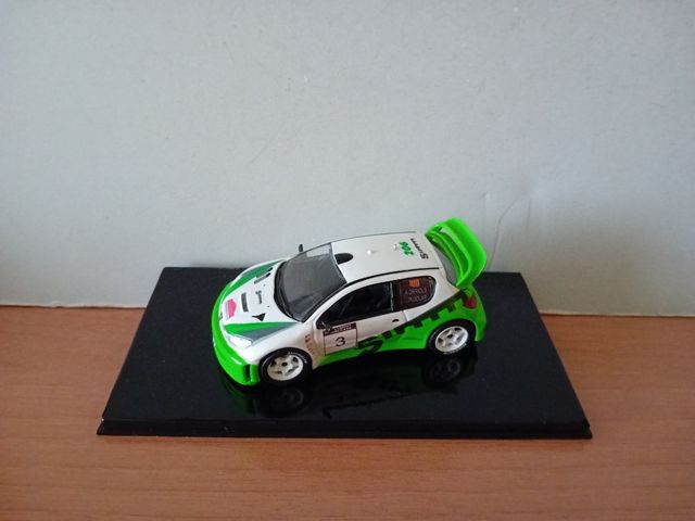 PEUGEOT 206 WRC ORRIOLS TRANSKIT 1:43