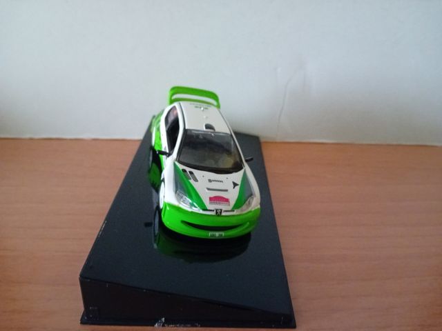 PEUGEOT 206 WRC ORRIOLS TRANSKIT 1:43