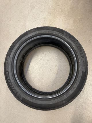 Neumatico Michelin  225/45 R17