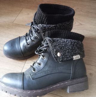 Botas nuevas 38.5
