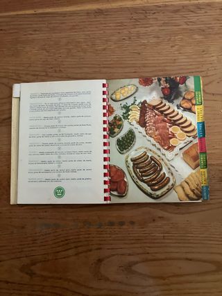 Lote dos libros: UN NUEVO ARTE DE COMER y EQUIL