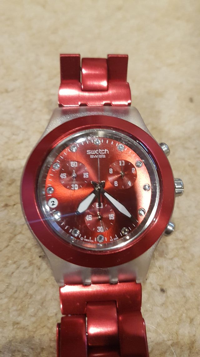 Reloj Swatch rojo