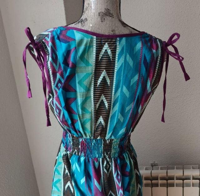 Vestido lago abstracto