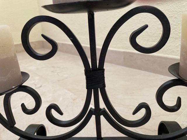 Candelabro de forja. Centro de mesa.