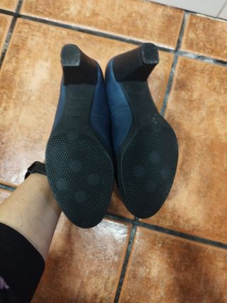 Zapatos salón azul marino