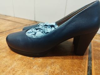 Zapatos salón azul marino
