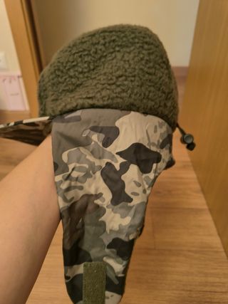 Gorra polar con orejeras 