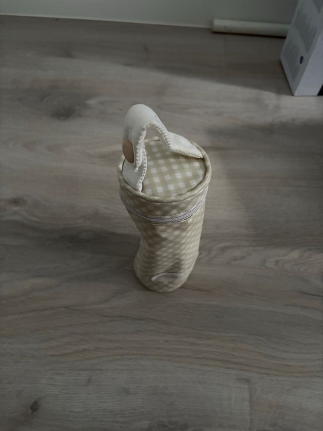 Funda biberon pasito a pasito