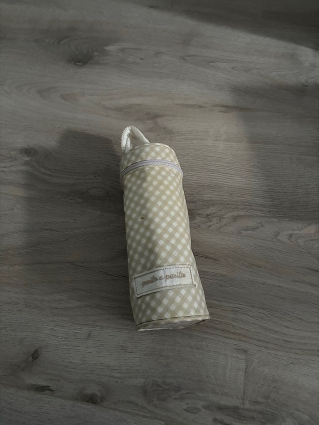 Funda biberon pasito a pasito