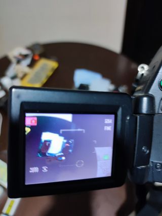 KONICA MINOLTA DIMAGE A200 anti shake