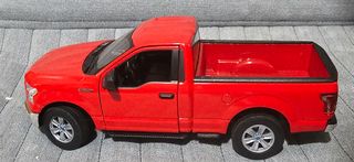 modellino Ford F-150 regular cab pick-up 2015 1:24