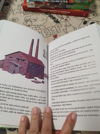 Los Futbolísimos 3: El misterio del portero fantasma (Spanish Edition)