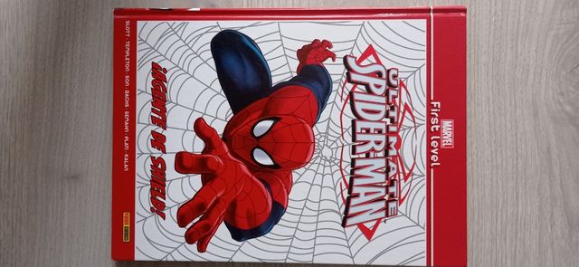 MARVEL FIRST LEVEL 04: ULTIMATE SPIDERMAN: ¡AGENTE DE SHIELD!