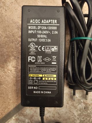 Caricatore 12V 5A