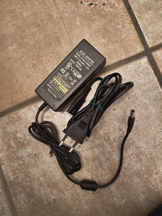 Caricatore 12V 5A