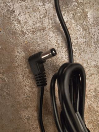 Caricatore 12v 2A
