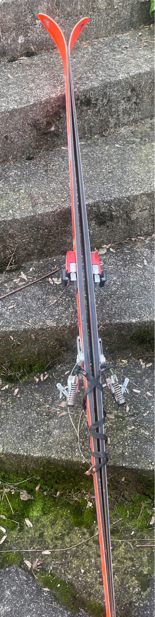 Sci vintage per vetrine pub negoziott