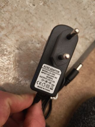 Caricatore 12V 3A