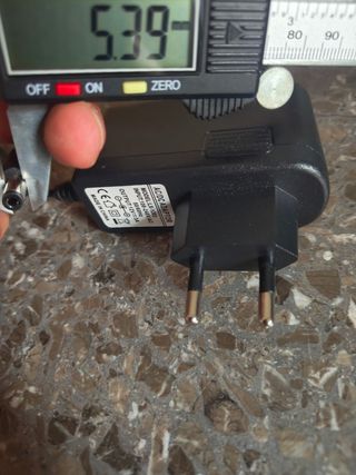 Caricatore 12V 3A