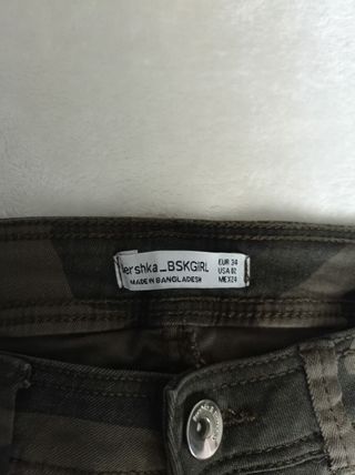 Pantalón de camuflaje