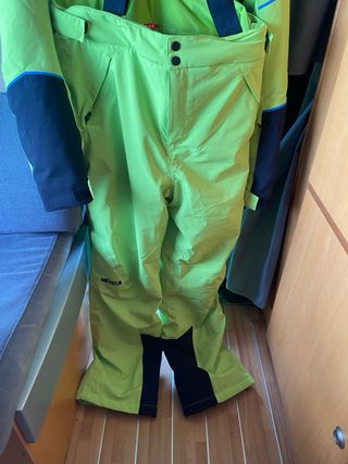Traje esqui