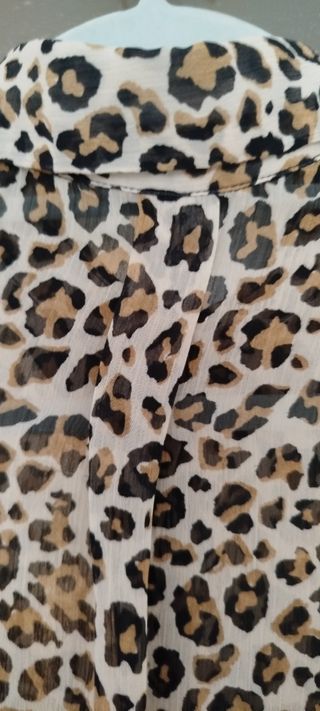 Camisa animal print Stradivarius