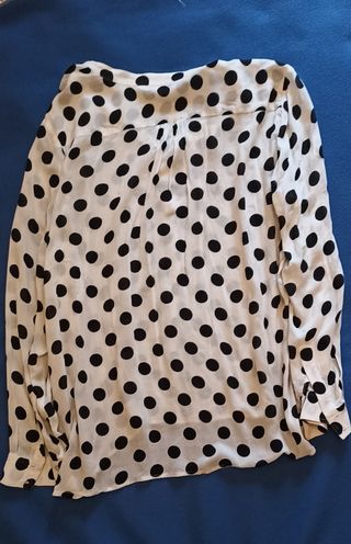Camisa fluida lunares Zara