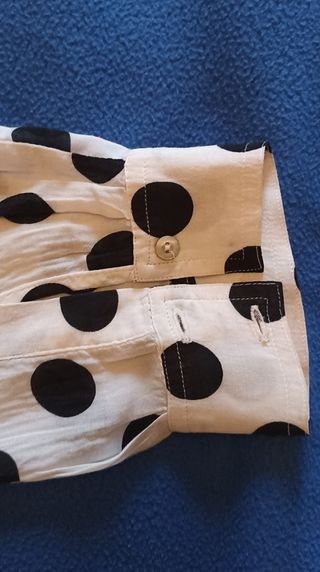 Camisa fluida lunares Zara
