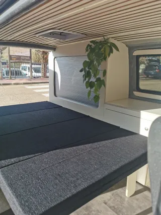 Volkswagen Transporter T6 2023