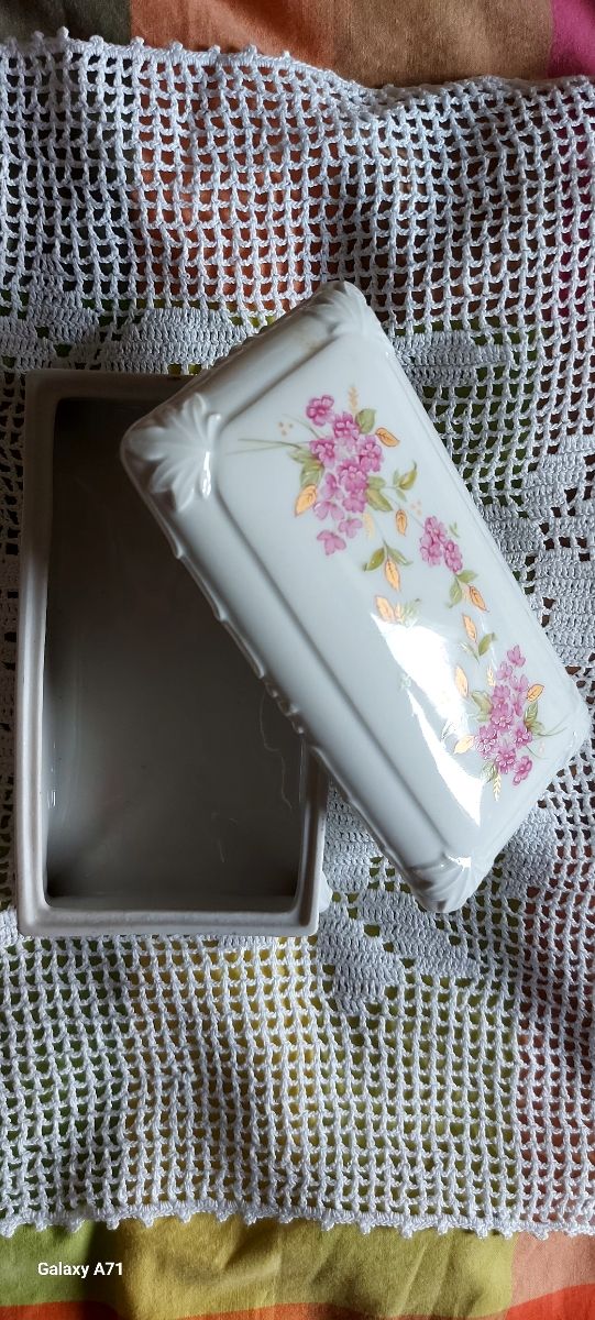 Portagioie vintage in porcellana Sanbo