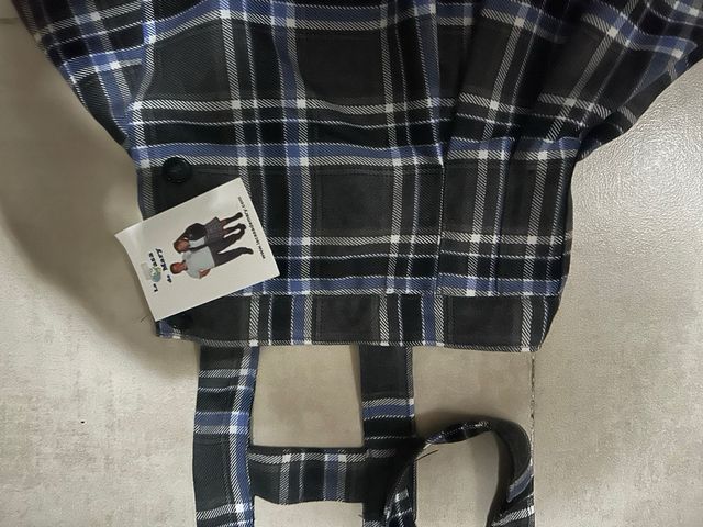 Falda uniforme colegio talla 2 sin estrenar