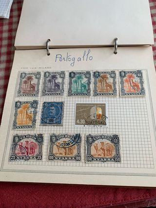 Francobolli usati di varie nazioni