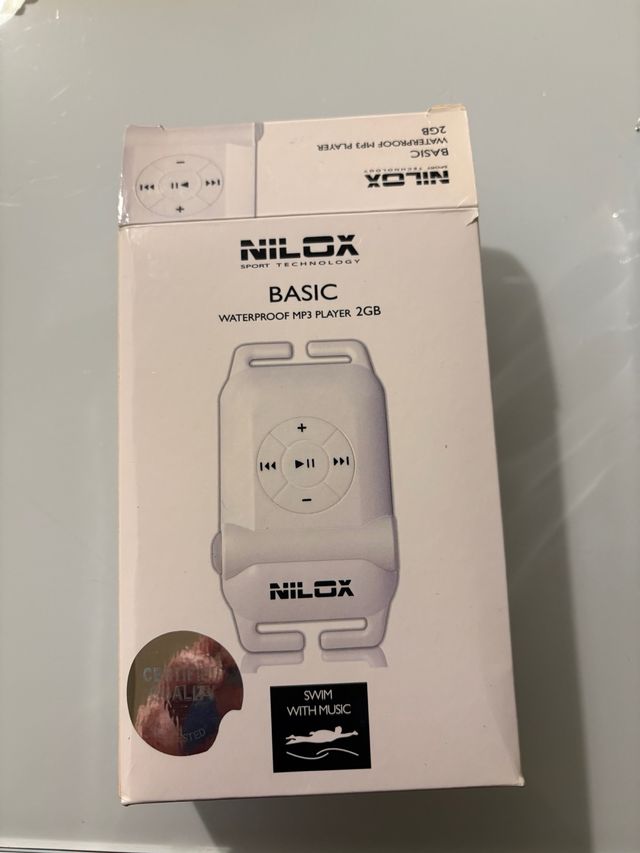 nilox Lettore mp3 waterproof da 2 gb