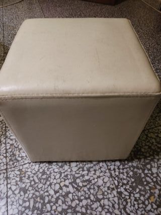 PUFF PEQUEÑO DE PIEL