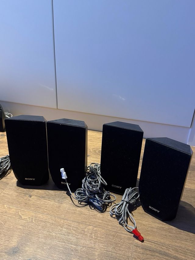 SONY HOME CINEMA 5.1 BDV E2100