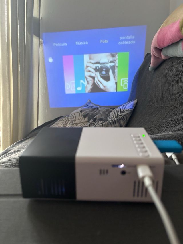 Mini proyector 