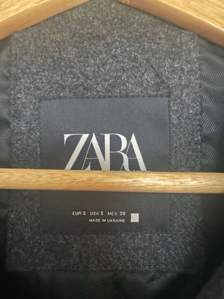 Abrigo gris ZARA