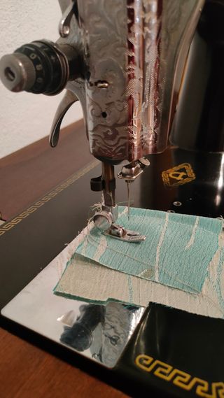 Maquina de coser Alfa