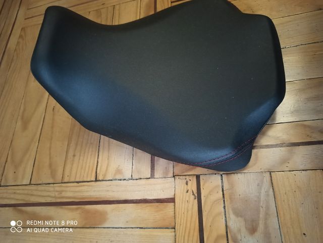 Honda CBR 650r asiento delantero