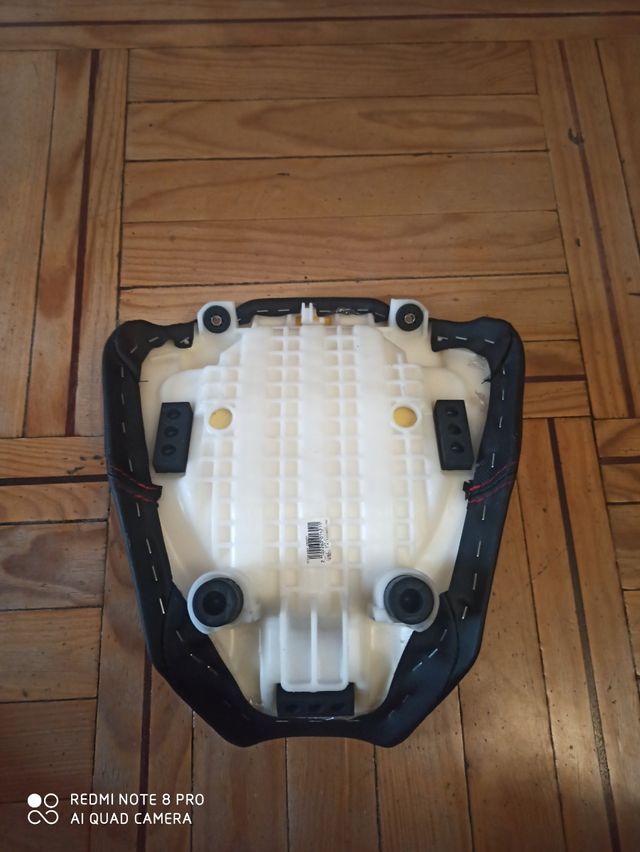 Honda CBR 650r asiento delantero