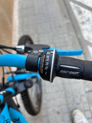 Bicicleta Btwin rockrider 500 24"