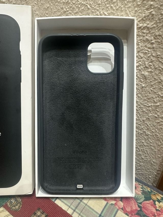 Funda iphone 11 cargador original!!