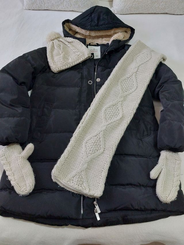 Abrigo plumas T. XL ,gorro, bufanda.