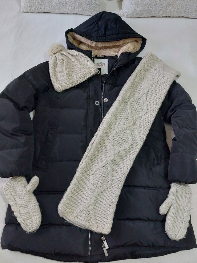 Abrigo plumas T. XL ,gorro, bufanda.