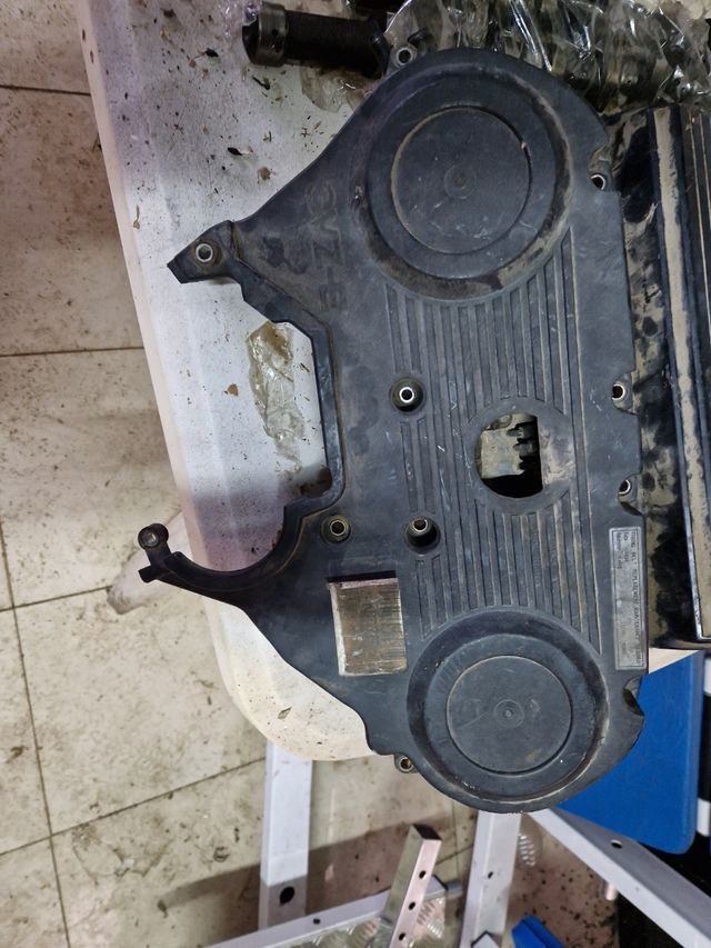 Tapa distribución toyota 4runner v6