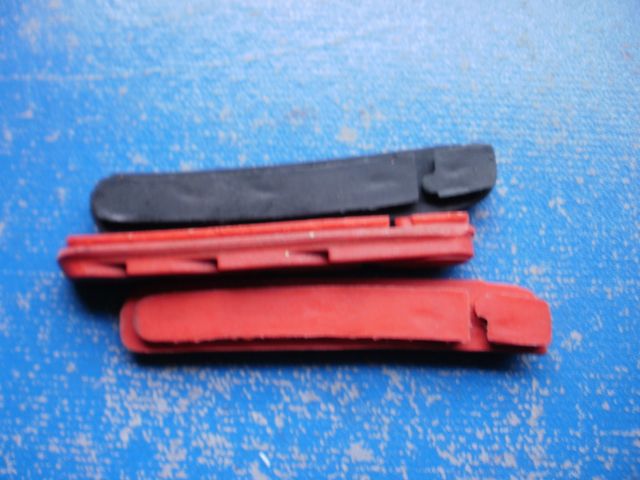 3 Zapatas freno Tioga.