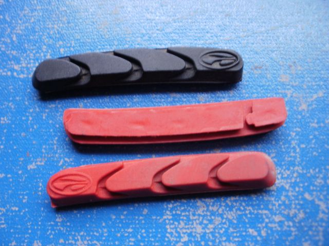 3 Zapatas freno Tioga.