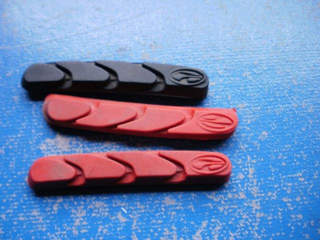 3 Zapatas freno Tioga.